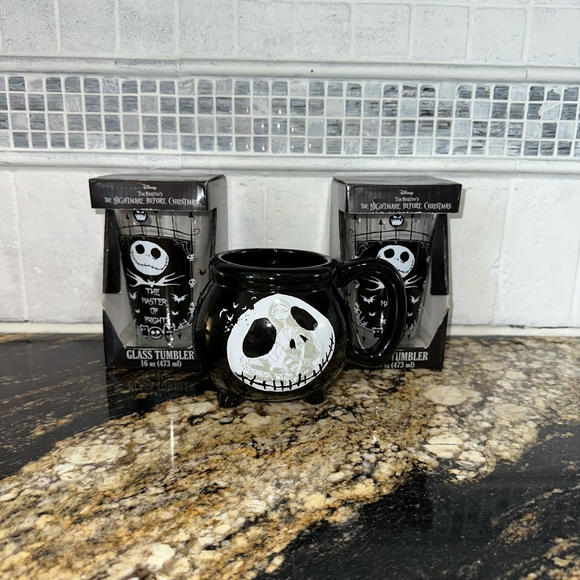Disney Nightmare Before Christmas Mug (used) and 2 (NEW) Tumblers Glass Black - Picture 1 of 7